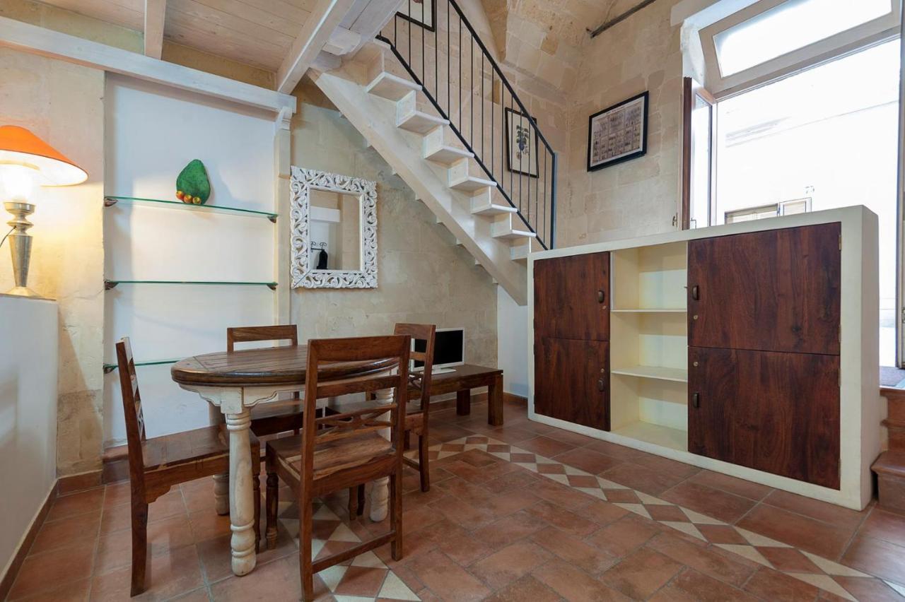 Dimora Dei Baroni Appartement Lecce Buitenkant foto