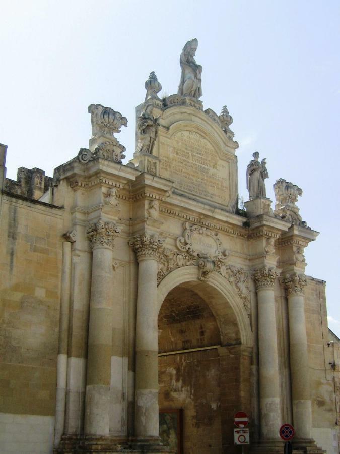 Dimora Dei Baroni Appartement Lecce Buitenkant foto
